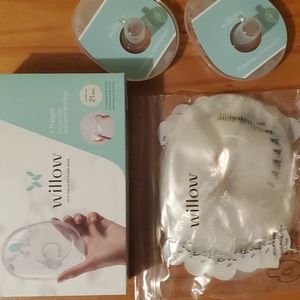NWT Willow Breast Pump Accessory Bundle